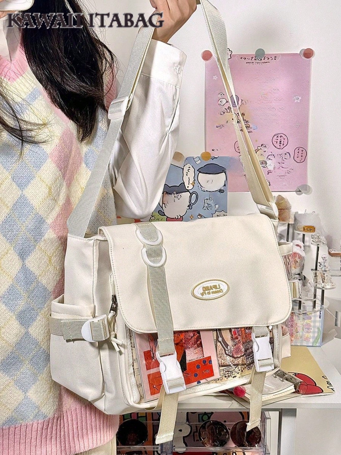 Multi-Pocket Ita Bag College Student Shoulder Bag with Display Window & 10cm Doll Ita Bag Crossbody Bags Women School Girls Book Bag Stachels Handbags