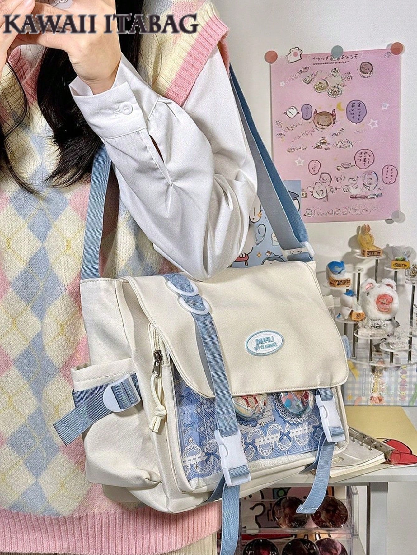 Multi-Pocket Ita Bag College Student Shoulder Bag with Display Window & 10cm Doll Ita Bag Crossbody Bags Women School Girls Book Bag Stachels Handbags