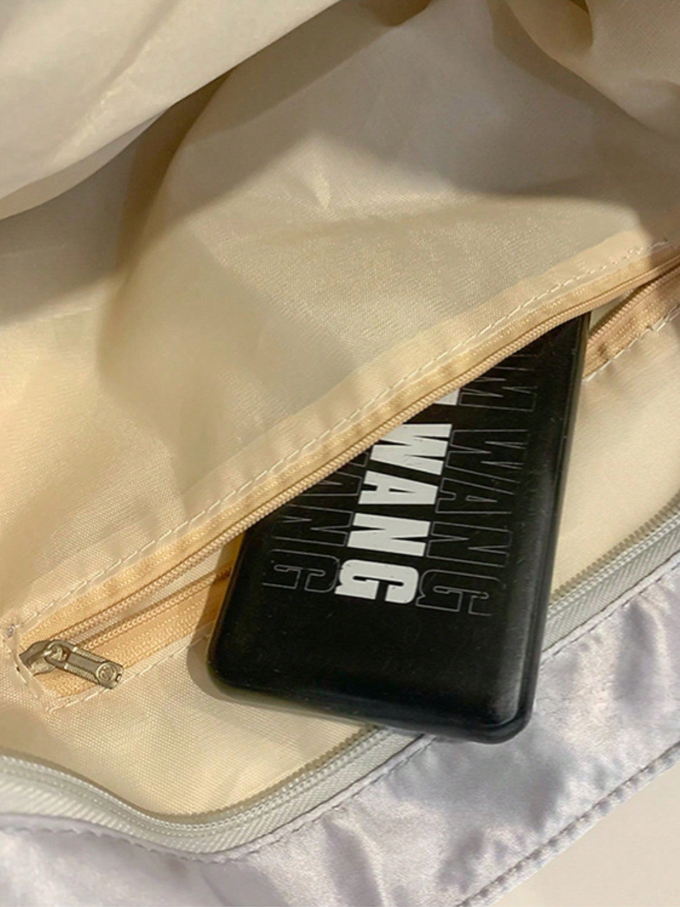 Japanese Teen Girls Itabag Satin Bright Color JK Crossbody Bags For Women Gathered Shoulder Straps Shoulder Bag Ita Handbags Sling Bag Clear Bag Cloud Purses And Handbags Gifts For Girls Transparent PVC Shoulder Bag Soft Portable Cross Body Bags