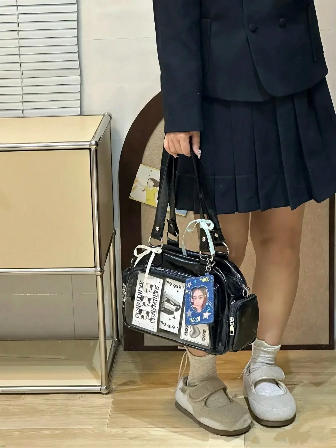 Ita Bag Shoulder Tote with Clear Display Window for Enamel Pins and Plushies - Shiny PU Leather - Ita Bag Lover