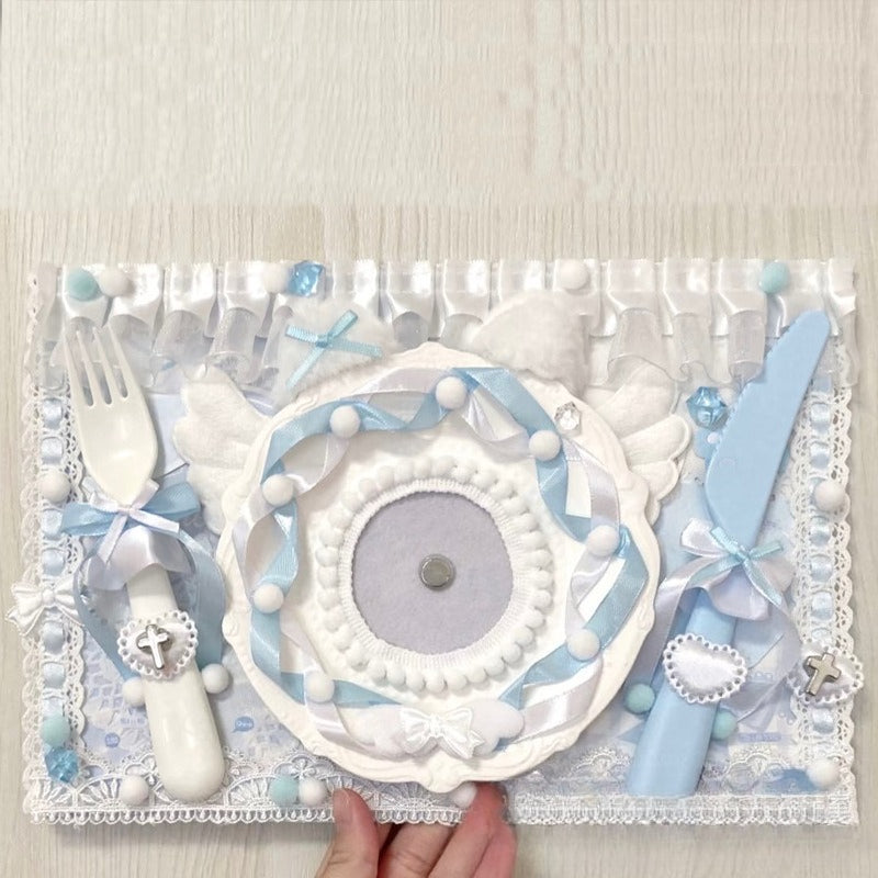 Blue and white kawaii placemat display with magnetic plate centre and lace border